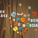 PRZEDSTAWIENIE- DZIEŃ BABCI I DZIADKA