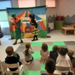 Teatrzyk "Cyrk leśnych robaczków"